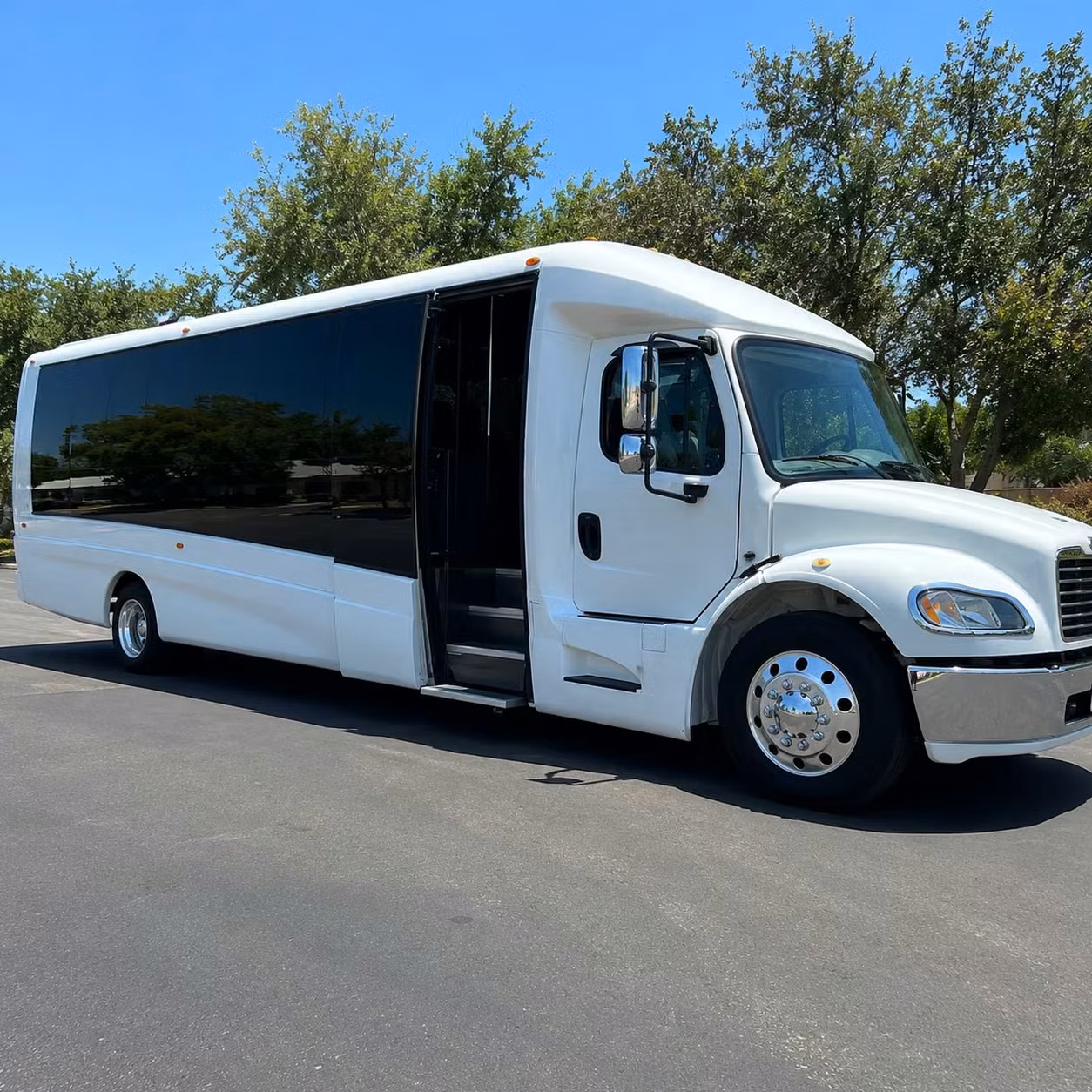 look no further for round rock minibus rentals for smaller prom groups
